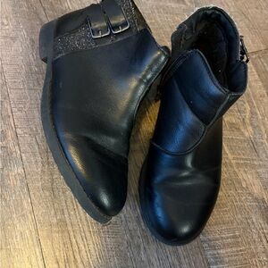 Oshkosh Girls Black Ankle Boots
